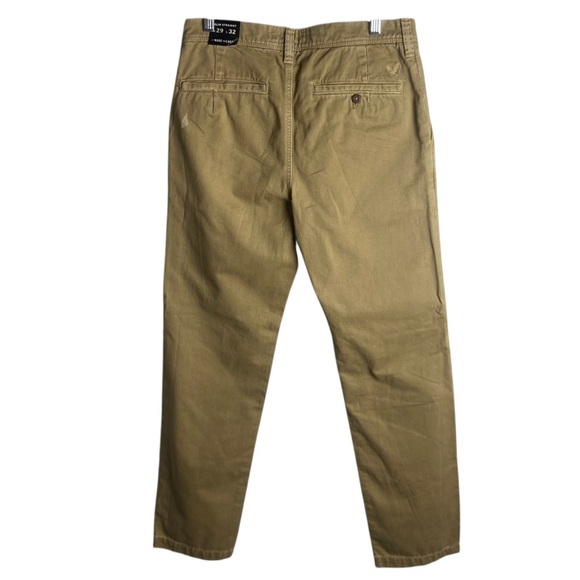 American Eagle Men’s Size 28x32 Slim Straight Khaki Pants Distressed Preppy - Picture 2 of 9